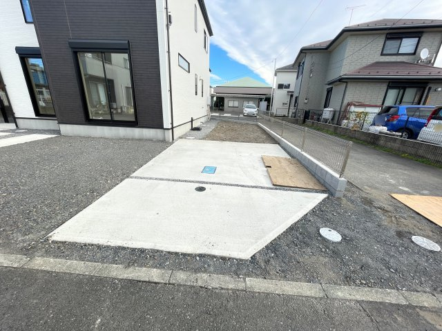 新築戸建・建売　桐生市相生町2期　GRAFARE　全2棟の駐車場