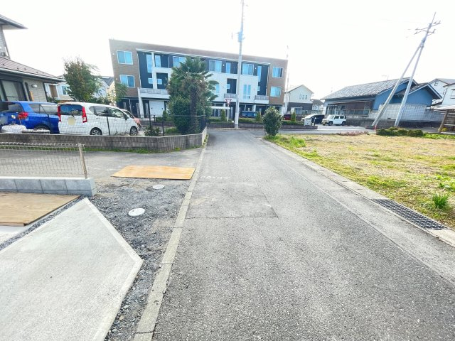 新築戸建・建売　桐生市相生町2期　GRAFARE　全2棟の前面道路含む現地写真