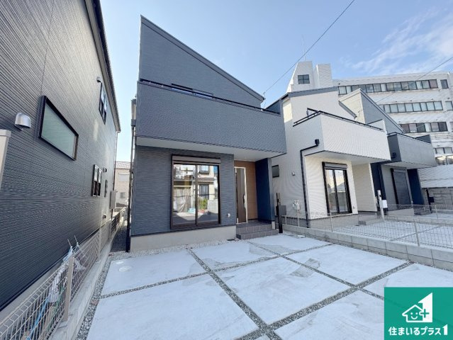 河内長野市古野町　第1期　新築一戸建てのトイレ|シンプルなトイレは落ち着く空間！お手入れも簡単です！