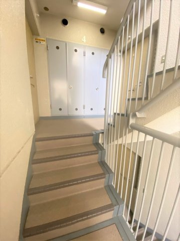 東急ドエル南浦和ビレジのロビー|建物の内部です