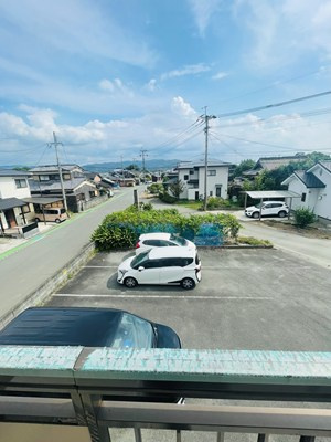 橋本アパートの駐車場