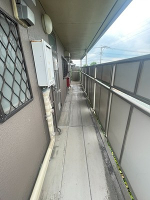 橋本アパートのエントランス