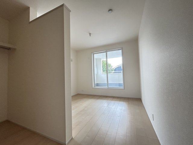 【LiveleGarden】宇都宮今宮 第5 全3邸のトイレ|〇3号棟〇
清潔感も使いやすさもばっちり。温水洗浄機能で、トイレ時間がちょっと心地よくなります。
