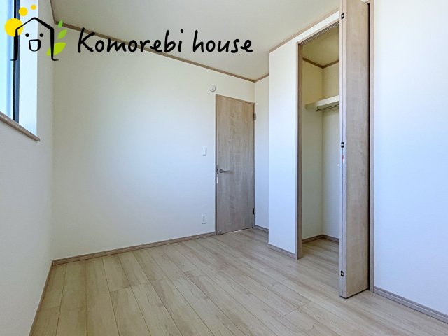 さいたま市北区吉野町2丁目192番11　新築一戸建て　Eの子供部屋|高さのある収納でかさばりがちな学校の荷物もしっかり収納可能です♪
