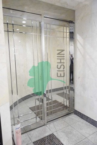 レキシントンスクエア駅南のエントランス