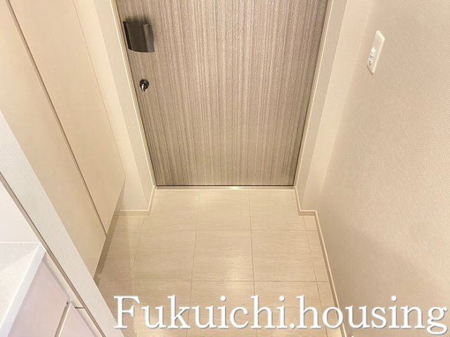 ミュージションプラス世田谷経堂の玄関