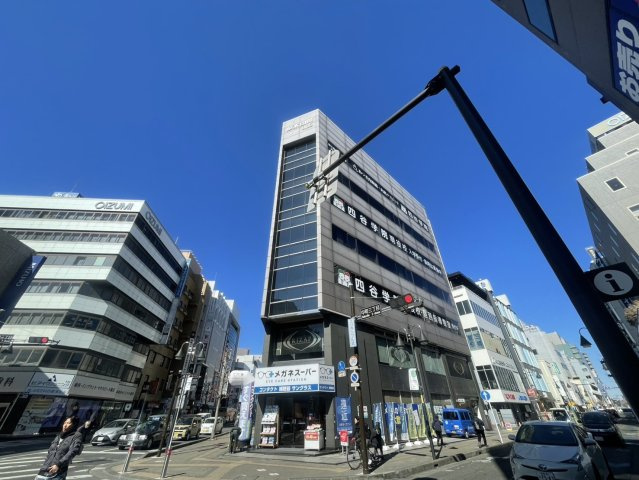 【外観】 | 厚木国際ビル