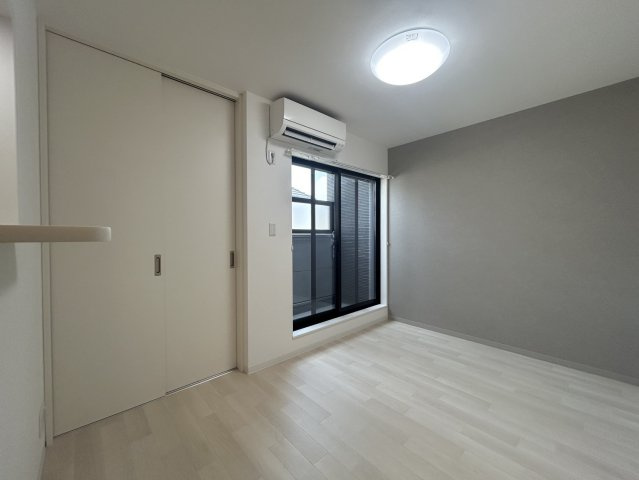 リアコート近大南Ⅱの居間・リビング