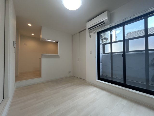 リアコート近大南Ⅱの居間・リビング