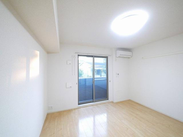 ＳａｖｏｒｙＲｅｓｉｄｅｎｃｅの洋室|きれいな洋室です