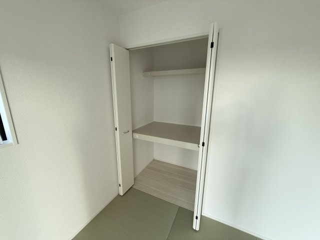 グラファーレ前橋市南町４期　新築戸建ての収納|和室にも大きなスペースがあり、収納には困りません