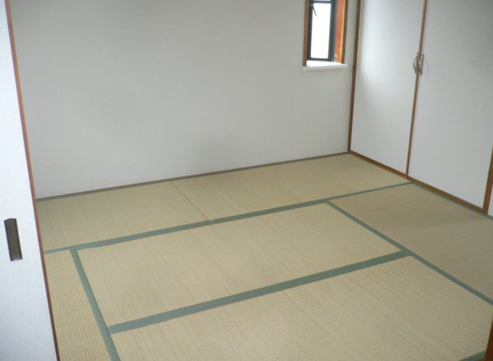 レックビルの内装