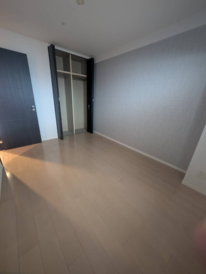 【洋室】 | ネバーランド泉大津