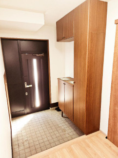 【玄関】 | 太田市大原町　中古住宅