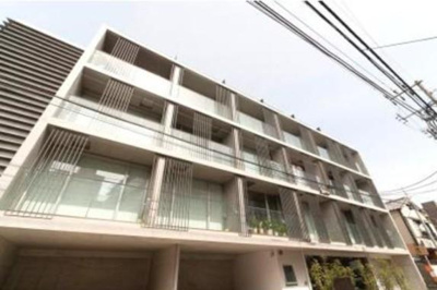 【外観】 | ヘリタス中野 | 鉄筋コンクリート造のがっちりとした建物。