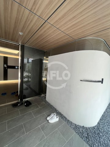 コンフォリア・リヴ北浜淡路町のエントランス|コンフォリア・リヴ北浜淡路町　エントランス