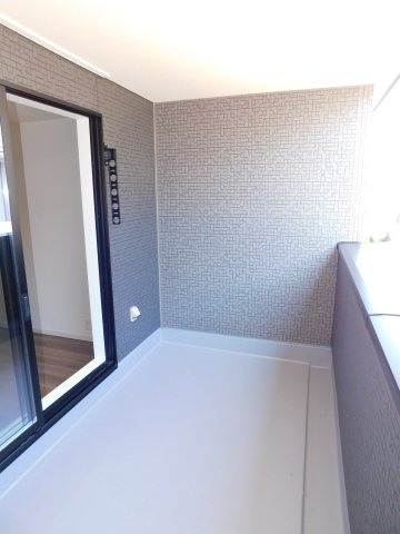 稲沢市平和町西光坊宮西の新築一戸建のバルコニー|◇バルコニー◇　　急な天候の変化でも安心なインナーバルコニー！