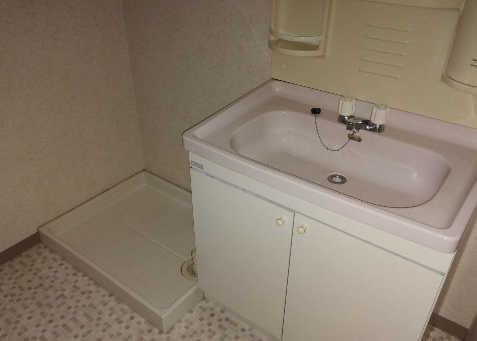 オスプリー塩屋の洗面所