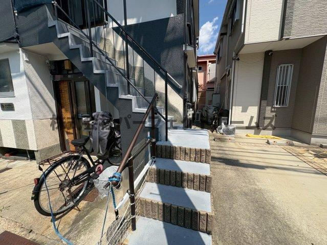 星の季節とペンタスブーケのエントランス|エントランスです