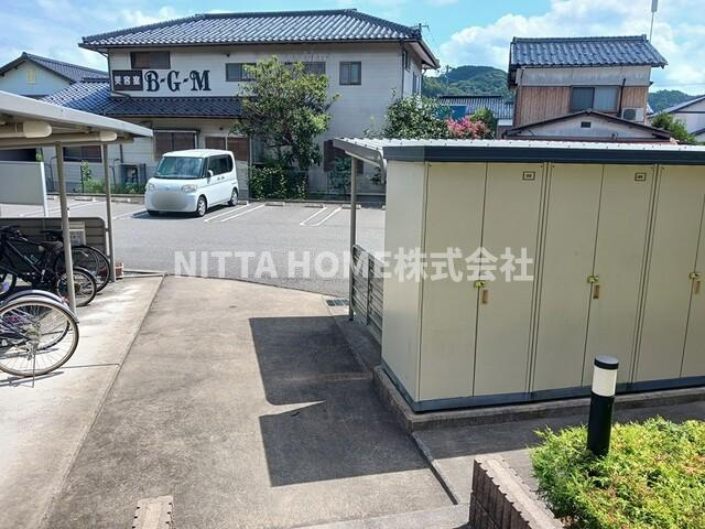 サンリット梶原Ⅱのその他共用部分|外部トランクは無料で使用OK◎