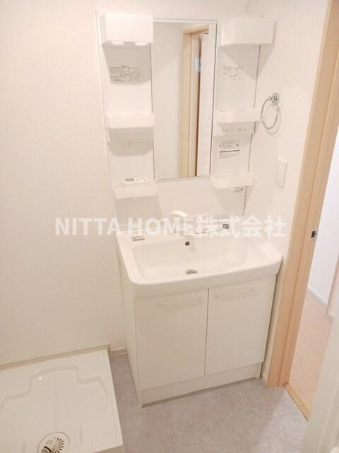 サンリット梶原Ⅱの洗面所|独立洗髪洗面台がついています◇