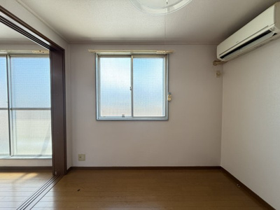 【洋室】 | ヴィラナリー浜