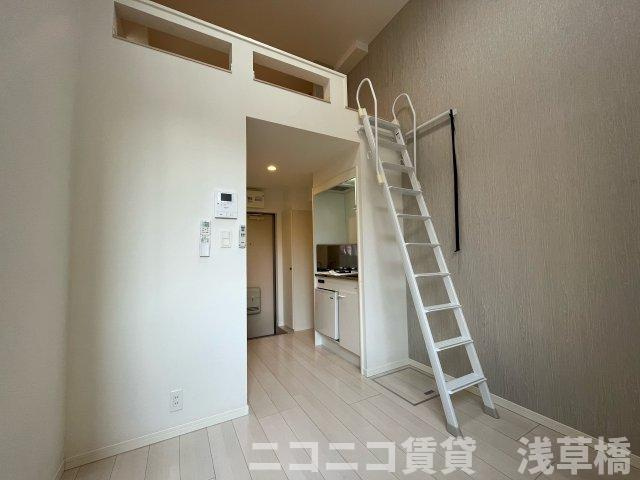 アーバンクレストの居間・リビング