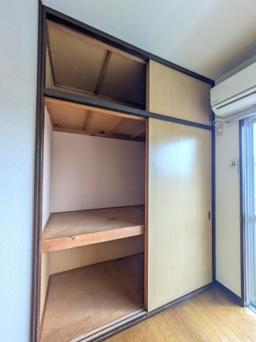 レ・ジュメル Ａの収納