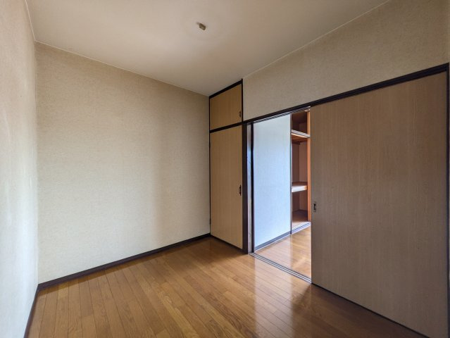 レ・ジュメル Ａの洋室