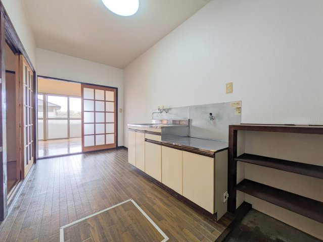 レ・ジュメル Ａのキッチン