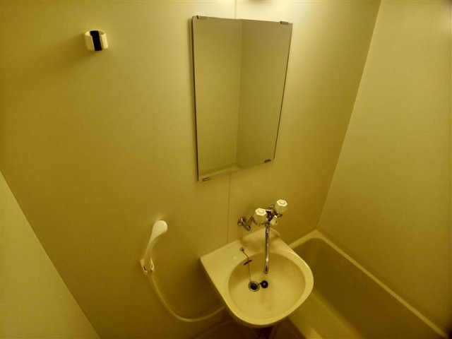 レオパレスＪの内装|明るい色調の室内です