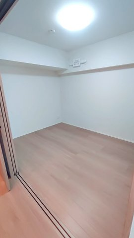 東大阪サンハイツの洋室