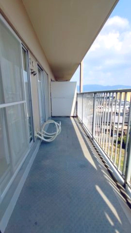 東大阪サンハイツのバルコニー