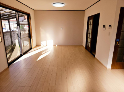 【居間・リビング】 | 太田市茂木町中古戸建