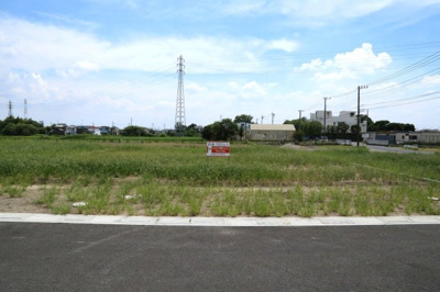【前面道路含む現地写真】 | 上川崎全８区画Ｎｏ,６ | 北側開発道路より正面