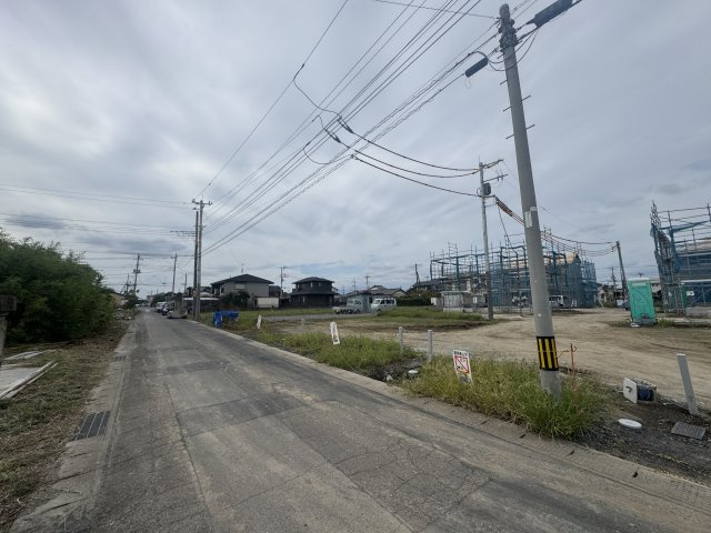 新築　佐波郡玉村町斉田　Heartful  Town　C号棟の前面道路含む現地写真|現地写真　南側接道幅員約5ｍ　
		
