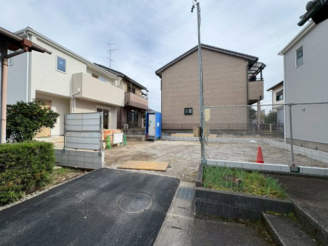 リーブルガーデン　各務原市蘇原東島町2丁目第2　全2区画分譲の外観|「現地（2025年11月11日）撮影」　
■全体写真　
■ヤマダ不動産　株式会社リライフ　