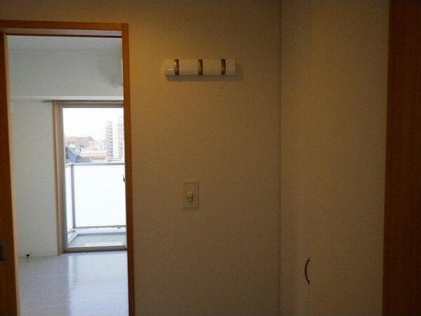 Casa Avenue Ikeshitaの玄関