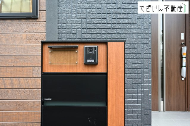 【玄関】 | blooming garden深谷市東方　新築住宅 | 現地(2025年10月撮影)