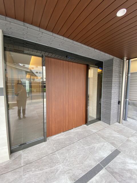 クレストコート西巣鴨のエントランス|毎日通るエントランスはこのようになっています