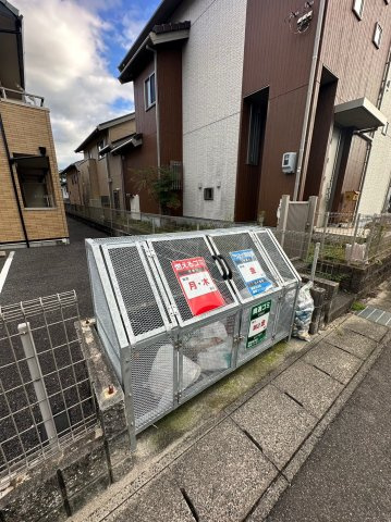 テラ・メゾンB棟の駐車場