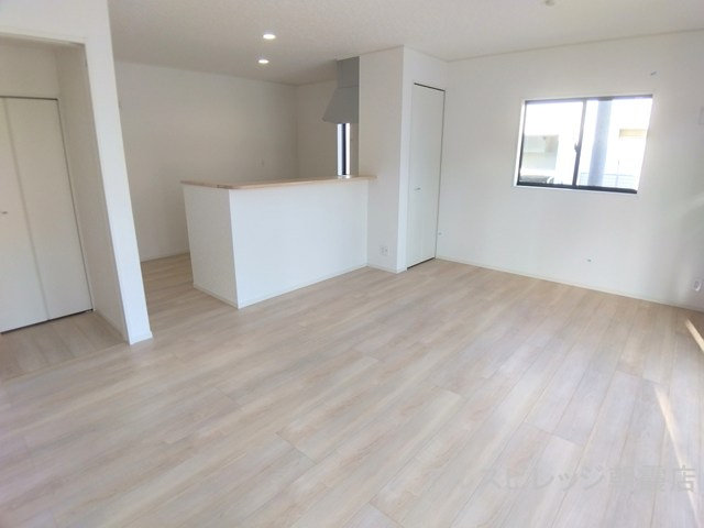 新築／志木市下宗岡4丁目　第35の前面道路含む現地写真