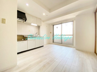 【居間・リビング】 | リアライズ横須賀 | 日当たり・通風良好♪※同施工