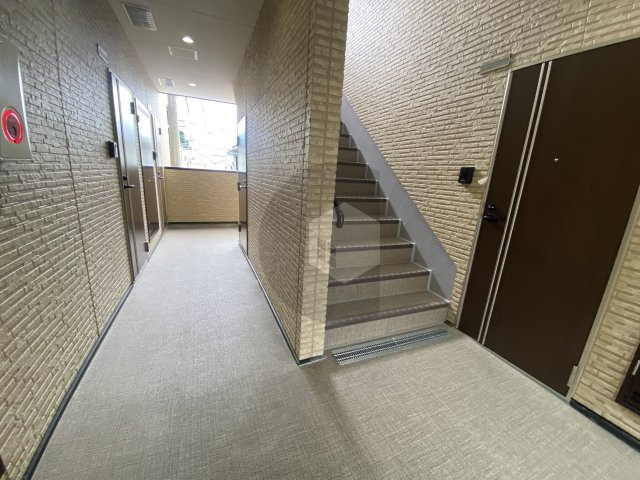 H-maison高井田のロビー
