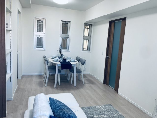 【居間・リビング】の画像