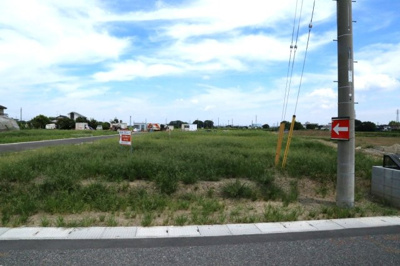 【前面道路含む現地写真】 | 上川崎全８区画Ｎｏ,８ | 西側市道より撮影　No.5～No.8