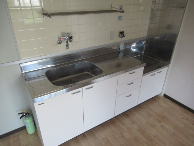 兵庫県公社　芦屋浜高層（高浜）１号棟のキッチン|キッチンでお料理をお楽しみください