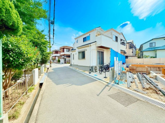 【前面道路含む現地写真】
