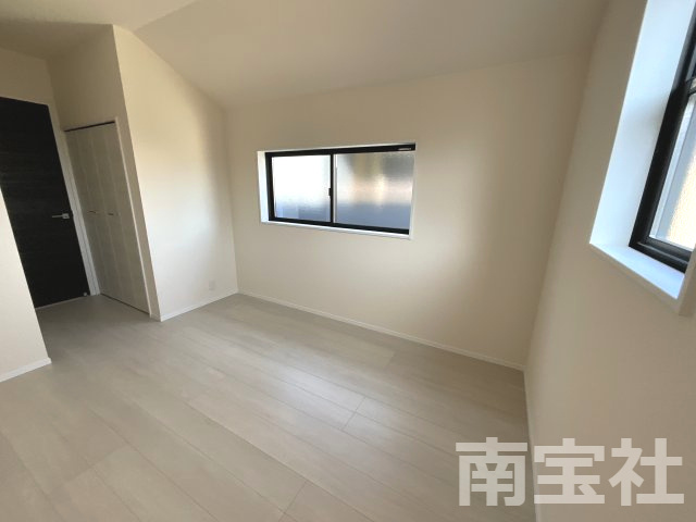 【洋室】 | ②
