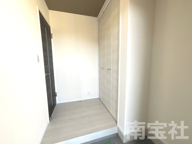 【玄関】